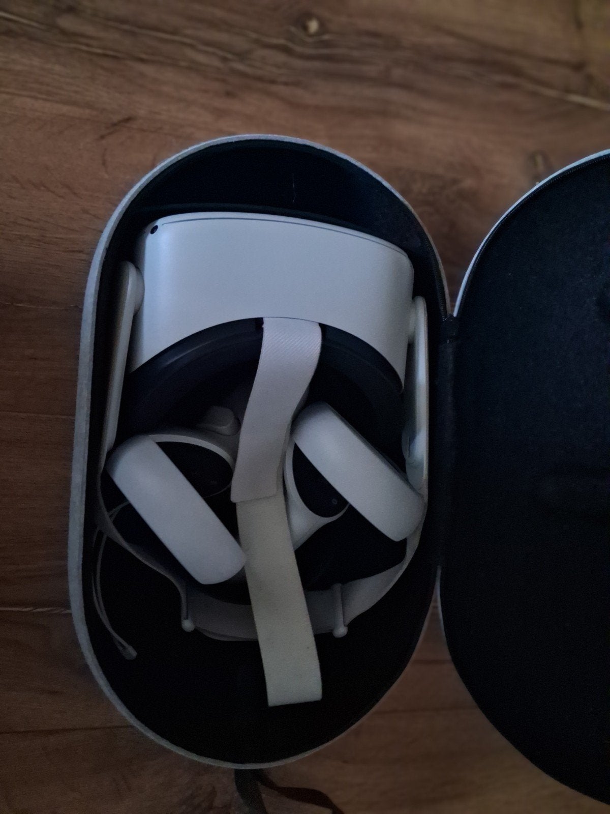 Oculus Quest 2 VR met 256GB headset, controllers en draagtas, VR-bril, Ophalen of Verzenden, Zo goed als nieuw, Overige platformen
