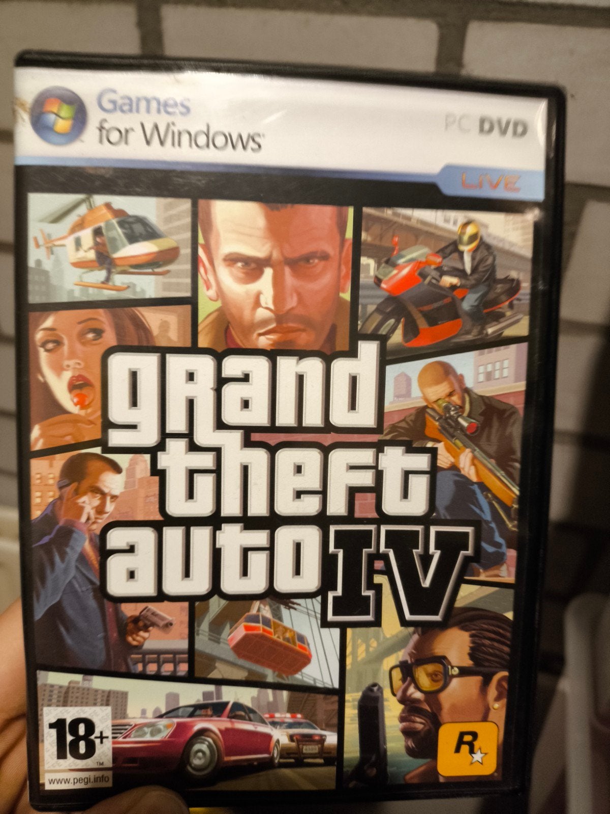 Grand Theft Auto IV (GTA 4) PC DVD - Games for Windows, Spelcomputers en Games, Games | Pc, Avontuur en Actie, Online, Gebruikt