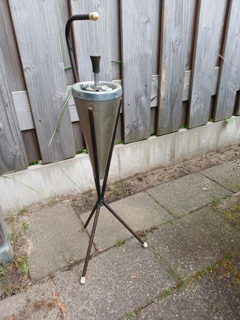 Vintage staande asbak met handvat, Ophalen, Gebruikt, Asbak