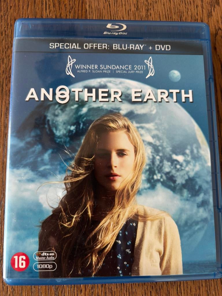 Another Earth, Ophalen of Verzenden, Zo goed als nieuw, Documentaire en Educatief