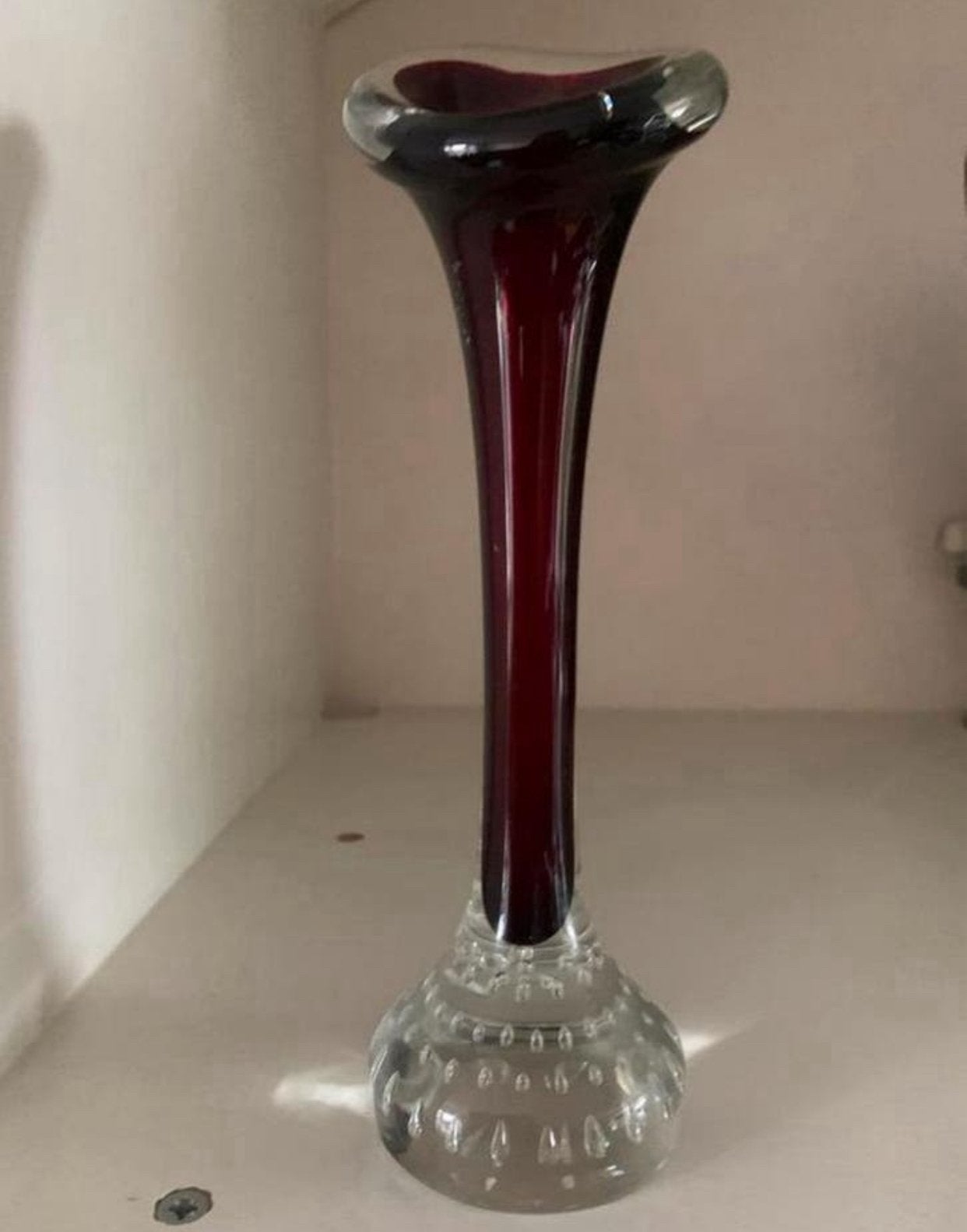 Mooi diep rood spijkervaasje van Bo Borgstom, Antiek en Kunst, Ophalen of Verzenden