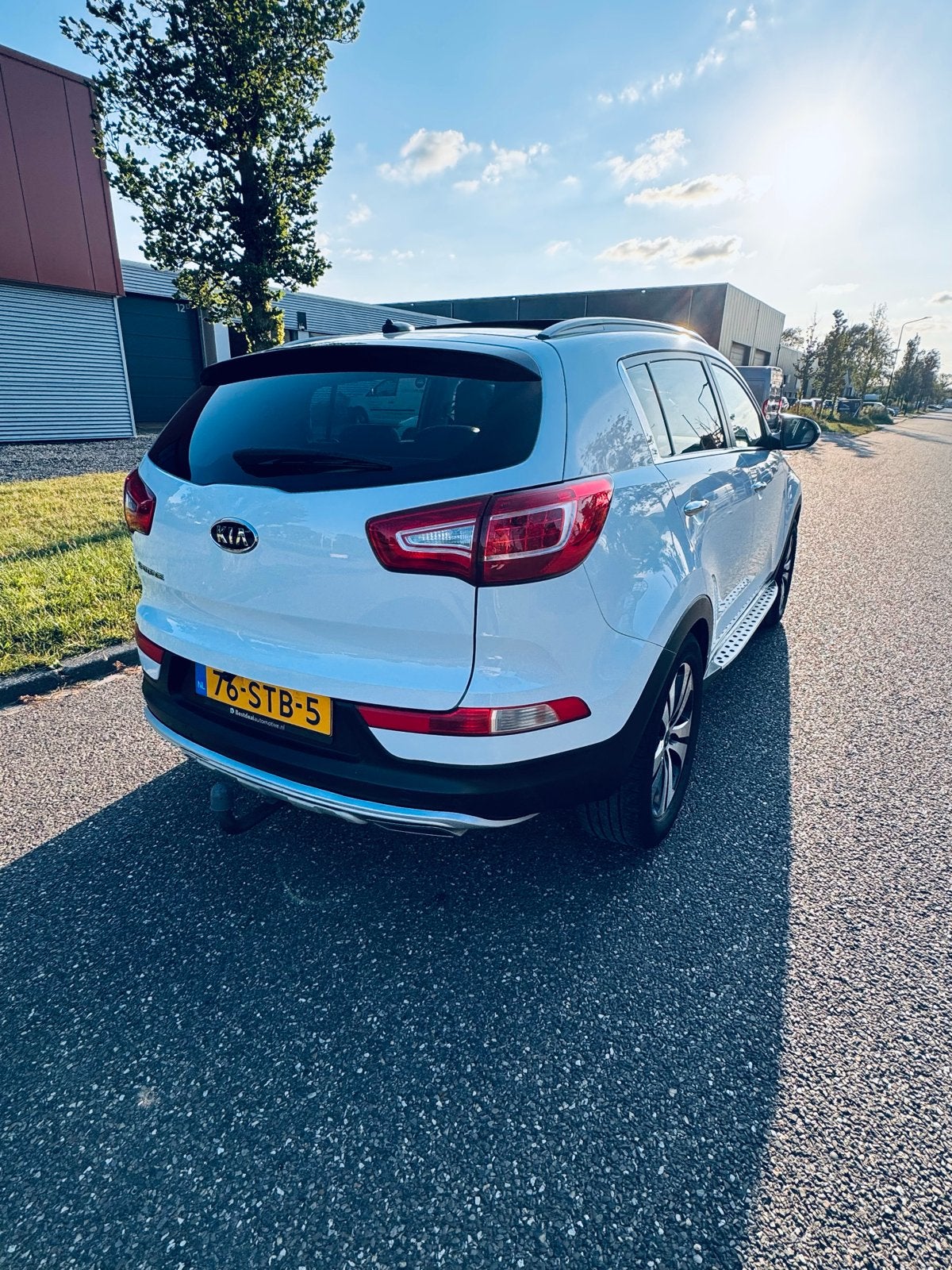 Kia Sportage 2.0 X-clusive Cvvt AUT Wit | Carplay | Panorama, Auto's, Zwart, 4 cilinders, 75 €/maand, Particulier