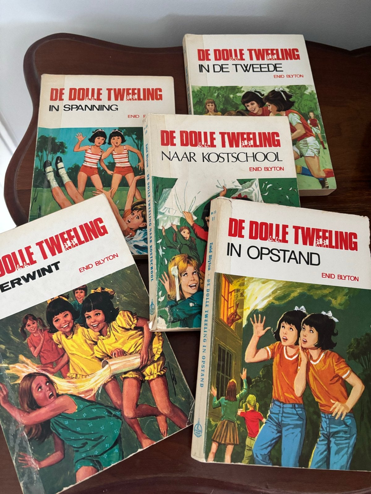 De Dolle Tweeling - 5 boeken van Enid Blyton, Boeken, Ophalen of Verzenden, Gelezen, Fictie