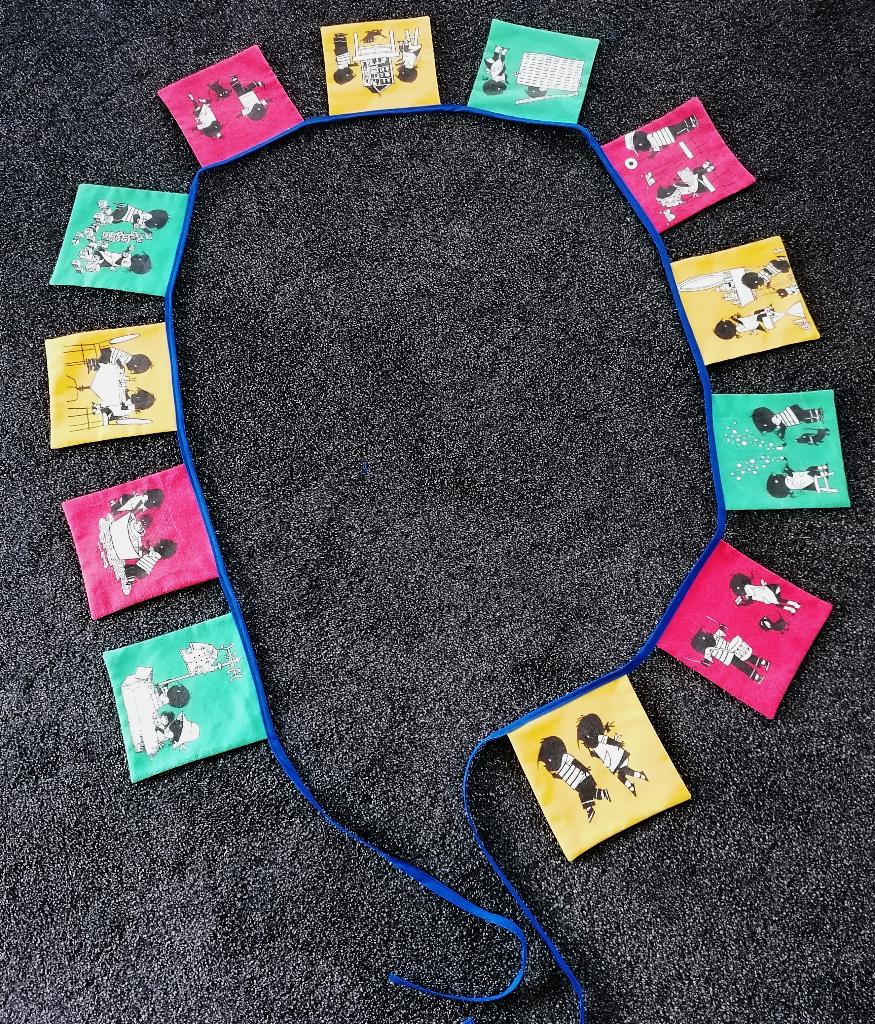 Jip en Janneke vlaggenlijn, 12 verschillende afbeeldingen., Hobby en Vrije tijd, Verzenden, Nieuw, Versiering, Verjaardag