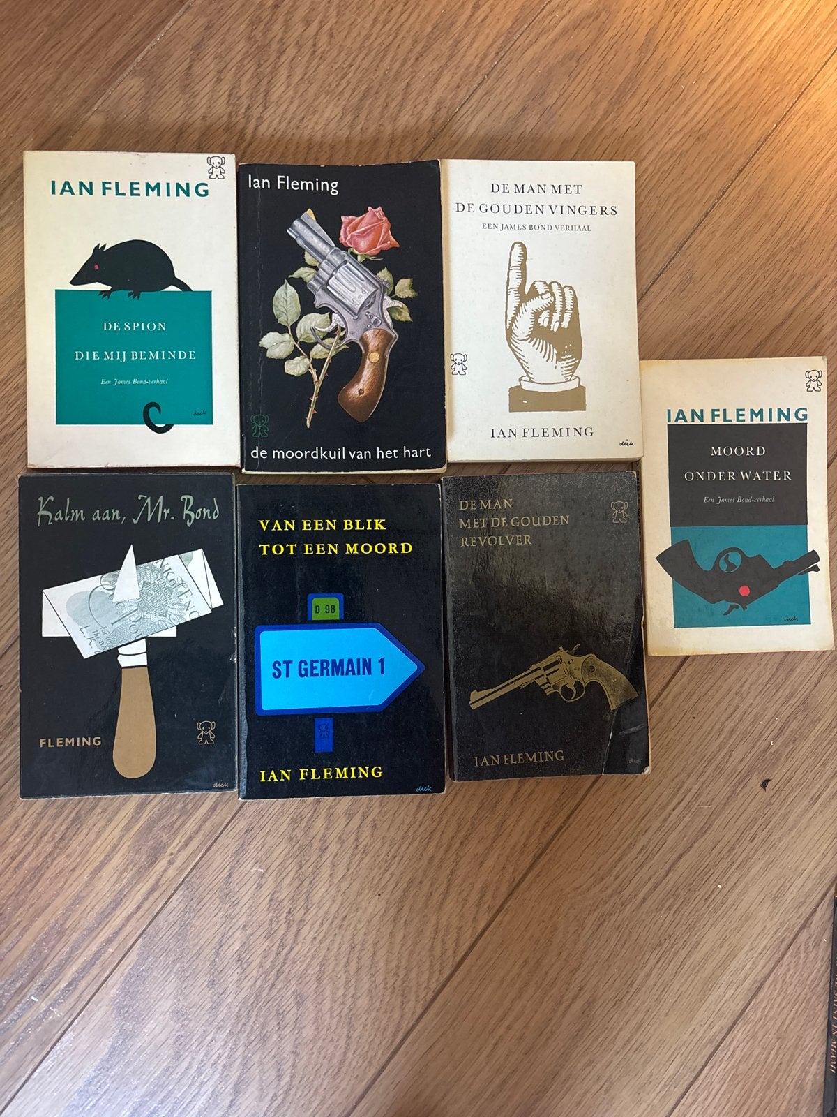 Ian Fleming James Bond Boeken Collectie - 7 Stuks, Ophalen of Verzenden, Gelezen