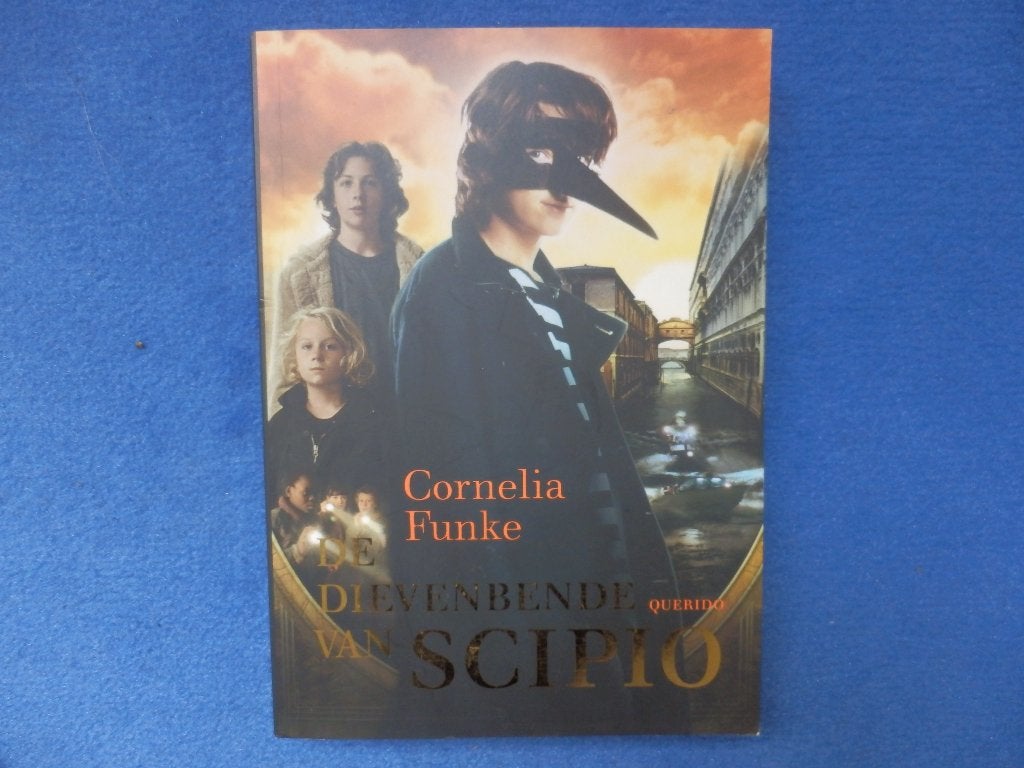 De dievenbende van Scipio - Cornelia Funke, Gelezen, Conelia funke, Ophalen of Verzenden, Fictie