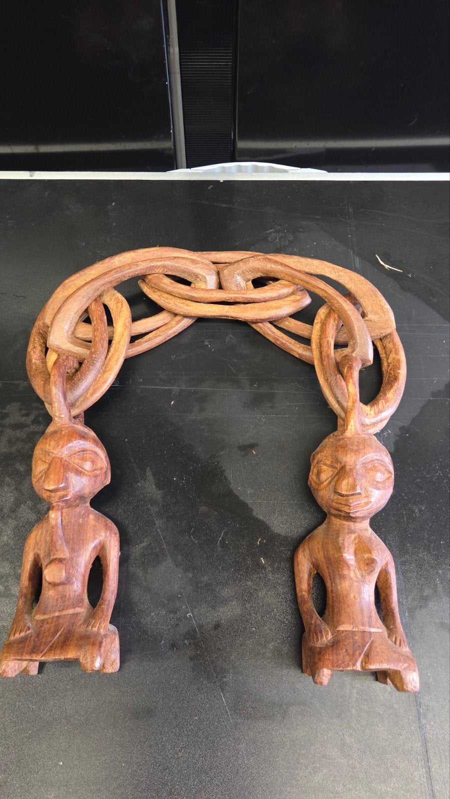 Unieke handgesneden houten sculptuur - Afrikaanse stijl, Antiek en Kunst, Kunst | Beelden en Houtsnijwerken, Groep mensen, Ophalen of Verzenden