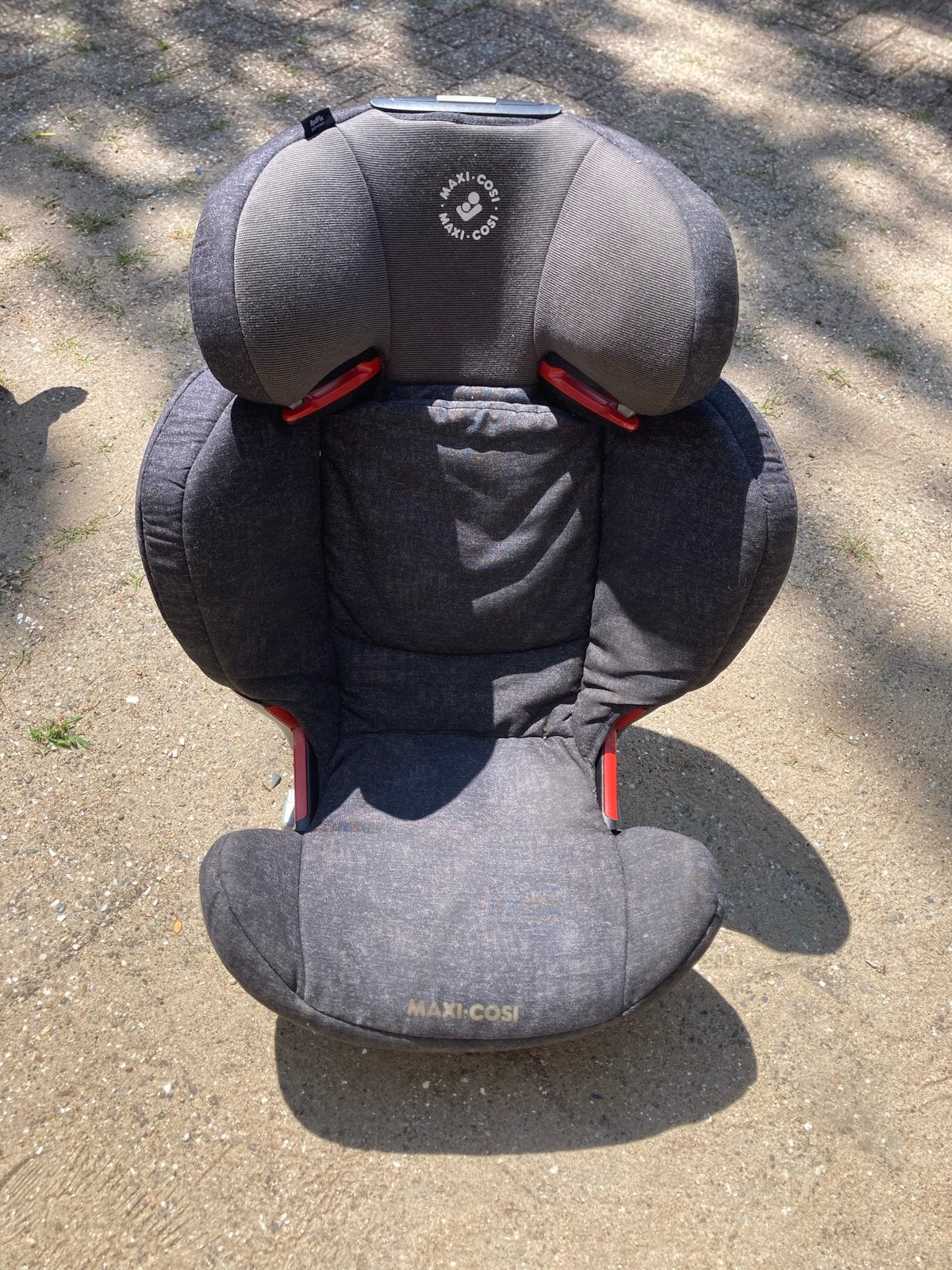 Maxi-Cosi autostoel - nog in goede staat, 15 t/m 36 kg, Maxi-Cosi, Gebruikt, Autogordel