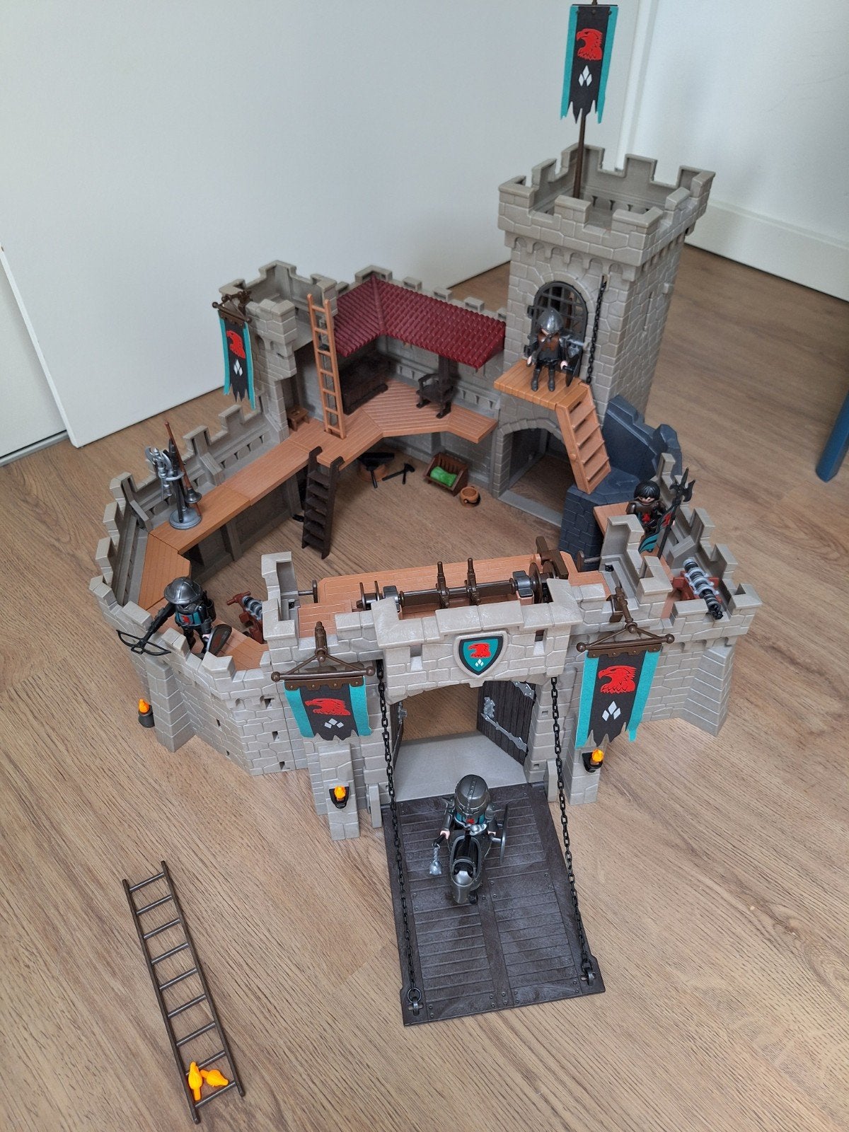 Playmobil kasteel Valkenridders 4866 Compleet, Kinderen en Baby's, Ophalen, Complete set, Zo goed als nieuw, Kasteel/Fort