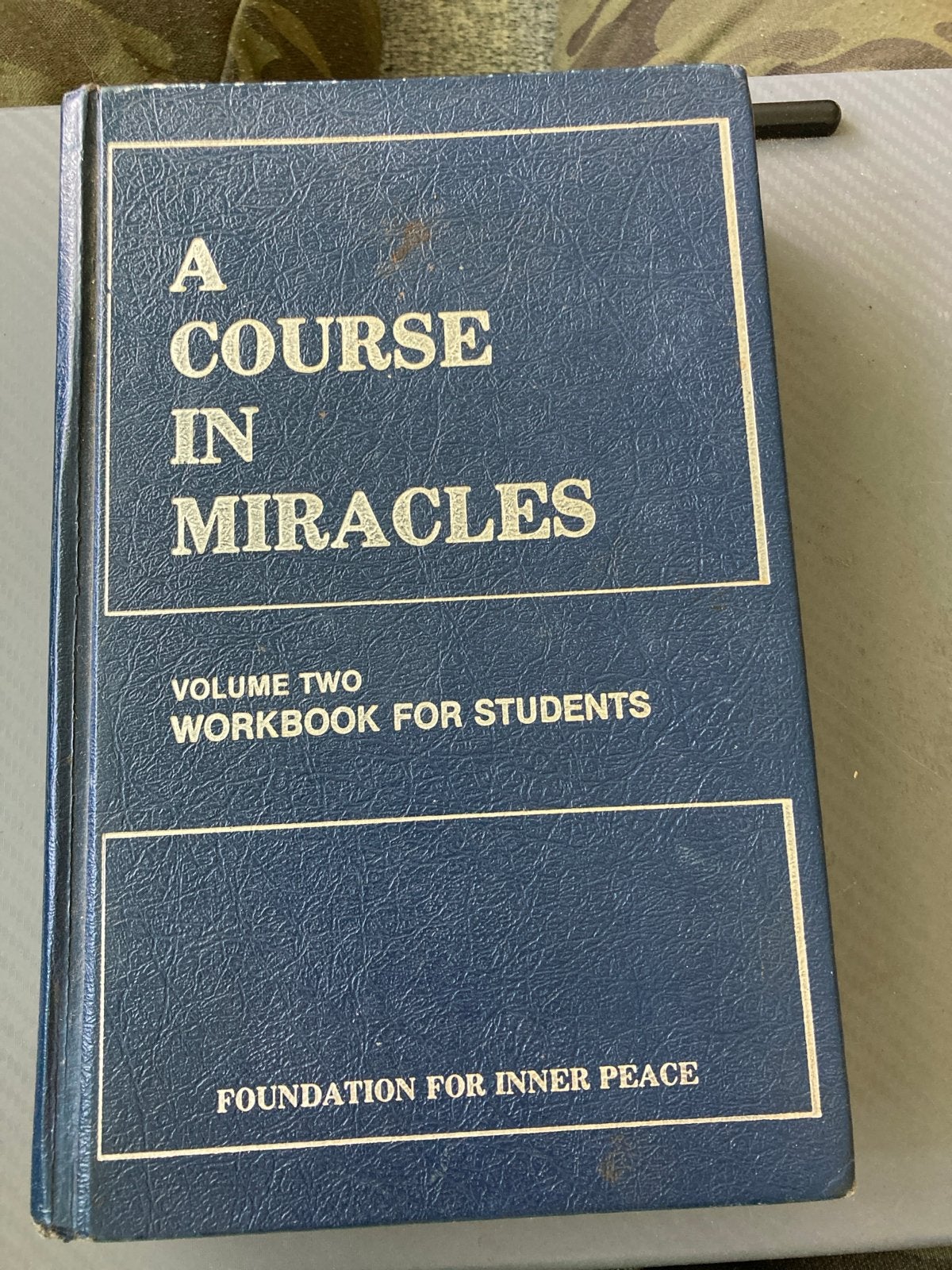 A Course in Miracles - Werkboek voor Studenten (Deel 2), Boeken, Ophalen of Verzenden, Gelezen, Spiritualiteit algemeen, Instructieboek