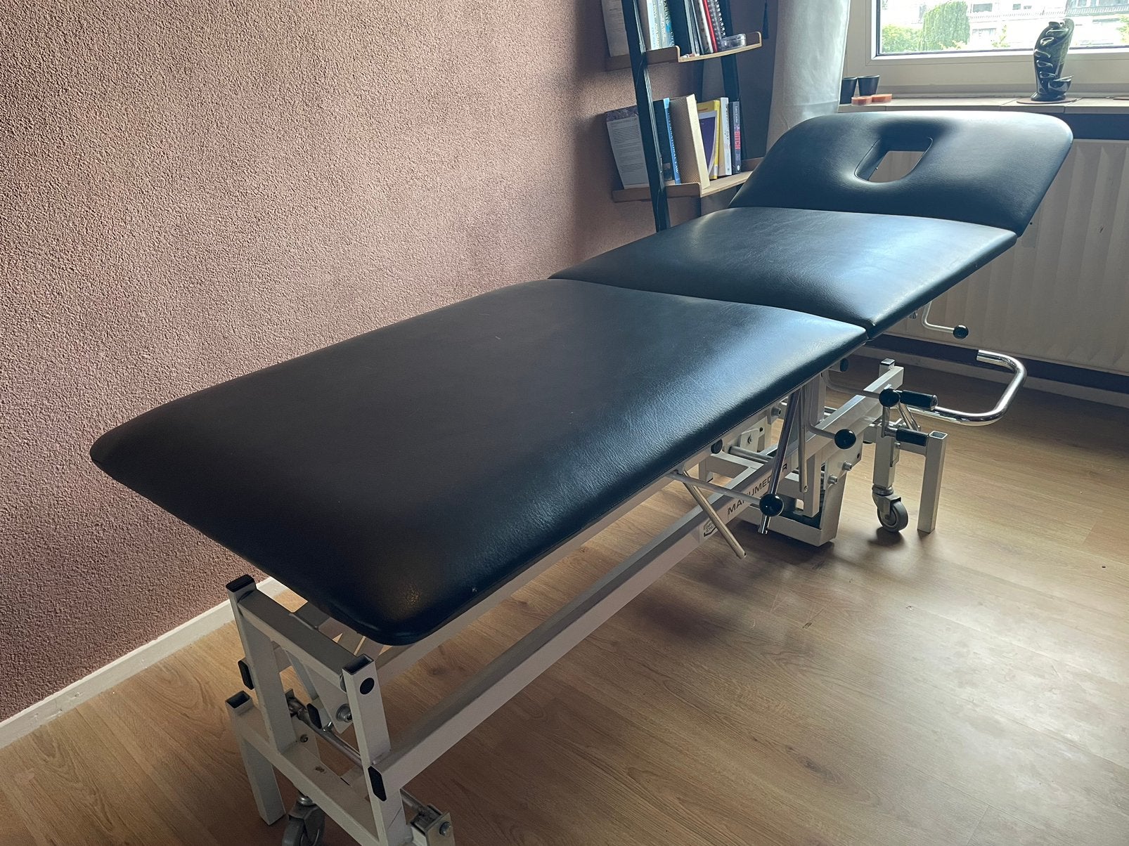 Manumed Hydraulische Behandeltafel / Massagebank, Ophalen, Gebruikt, Massagetafel
