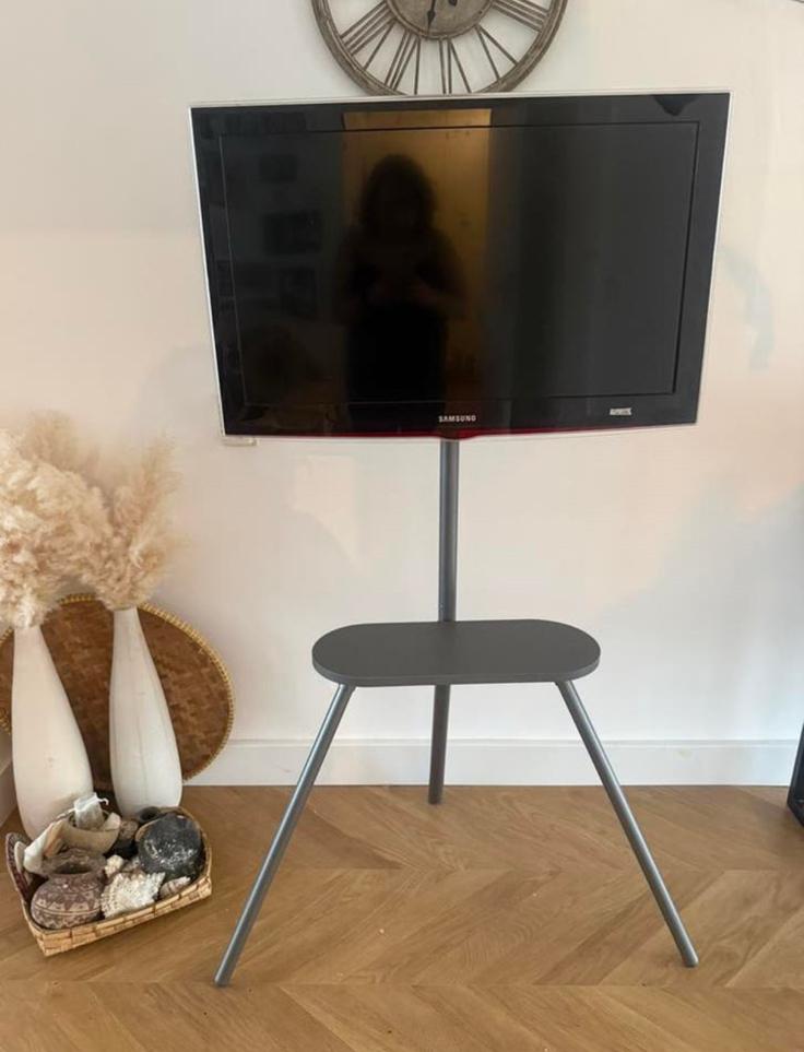 Tv strandaard tripod, Audio, Tv en Foto, Televisiebeugels, Ophalen, Gebruikt