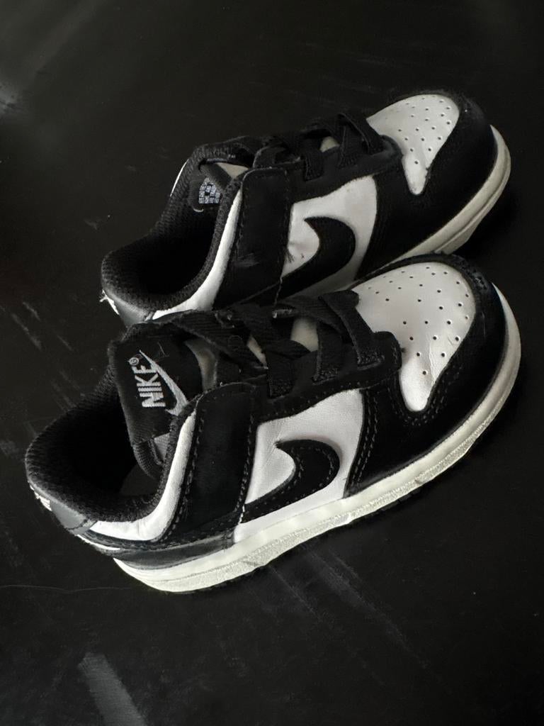 Nike Dunk Low Panda kinder schoenen maat 22, Ophalen of Verzenden, Zo goed als nieuw