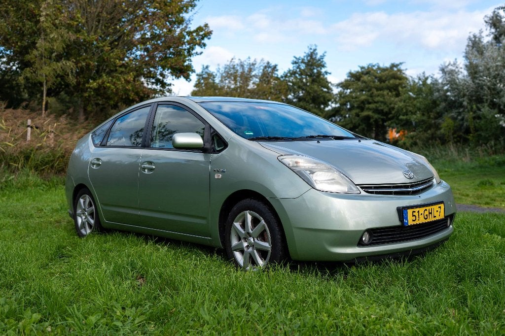 Toyota Prius 1.5 Tech 2008 Groen | camera, trekhaak, navi, Dealer onderhouden, 4 cilinders, 23 km/l, Origineel Nederlands