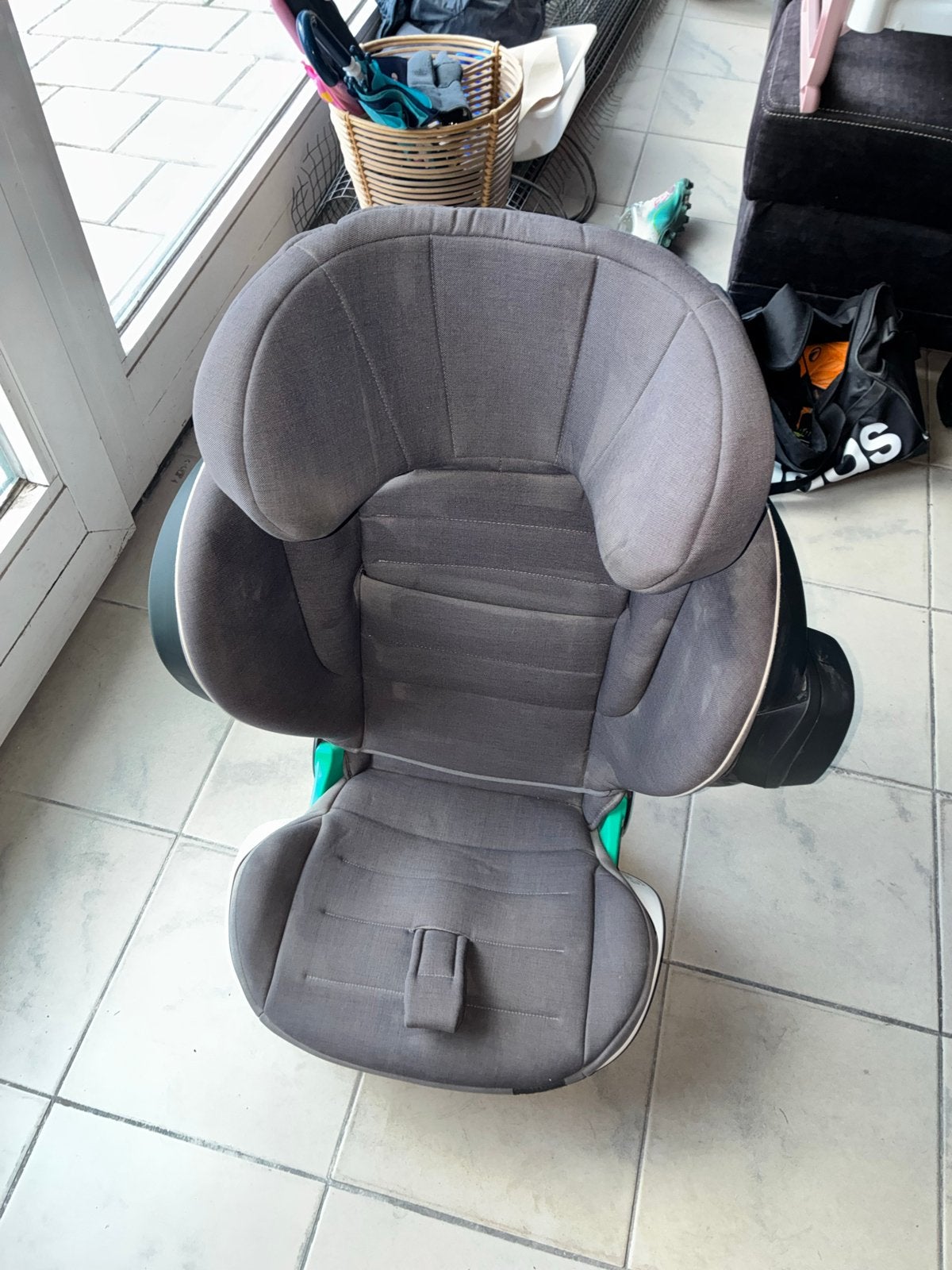 BeSafe iZi Flex FIX i-Size autostoel - Antraciet/Grijs, Kinderen en Baby's, Autogordel of Isofix, Gebruikt, 15 t/m 36 kg, Slaapstand