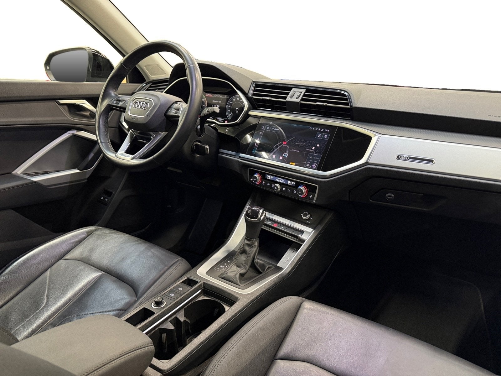 Audi Q3 Sportback 45 TFSI e Advanced Edition I Leder I LED I, Auto's, Gebruikt, Zwart, Hybride Elektrisch/Benzine, Automatische klimaatregeling