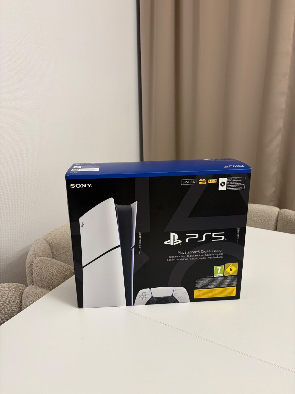 PS5 Digital Edition - Zo goed als nieuw, Spelcomputers en Games, Ophalen, Nieuw, Playstation 5 Digital
