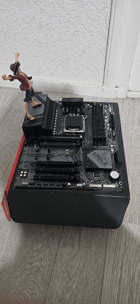 [Verkocht] Gigabyte B650 EAGLE (Defect), Computers en Software, Ophalen, ATX, Socket AM5, AMD
