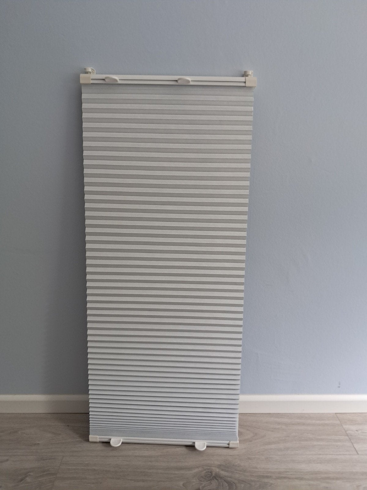 Ikea HORNVALLMO Plisségordijn - Wit, Ophalen, Zo goed als nieuw, Grijs