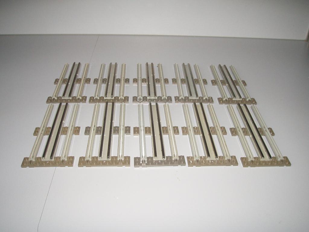 10 LEGO 12 volt Rails Recht GRIJS in zeer goede staat!, Gebruikt, Overige thema's, Lego, Ophalen of Verzenden