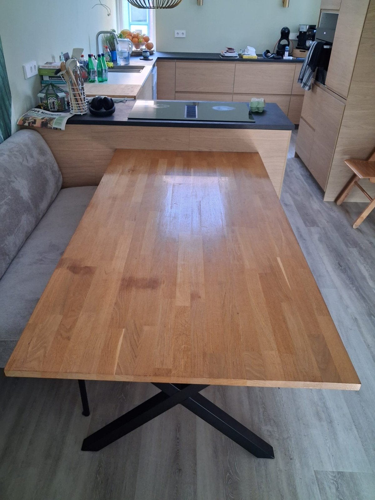 Woood eettafel met stalen poten -bruikerssporen, Huis en Inrichting, Tafels | Eettafels, Gebruikt, 50 tot 100 cm, 150 tot 200 cm