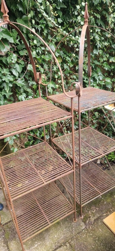 Robuuste vierkante smeedijzeren etagère (brocante), Ophalen, Gebruikt, Etagère, Metaal