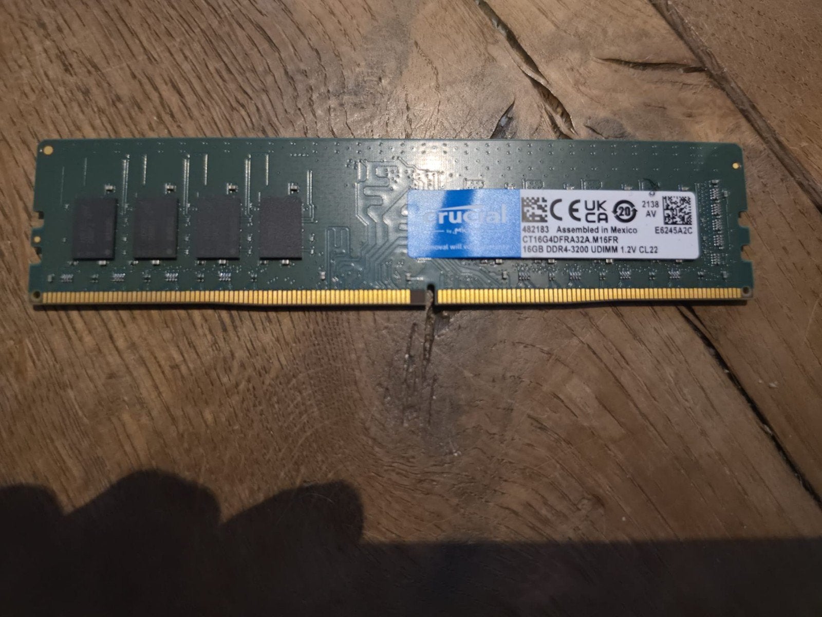 Foto 3 van Crucial 16GB DDR4 RAM module - 3200MHz