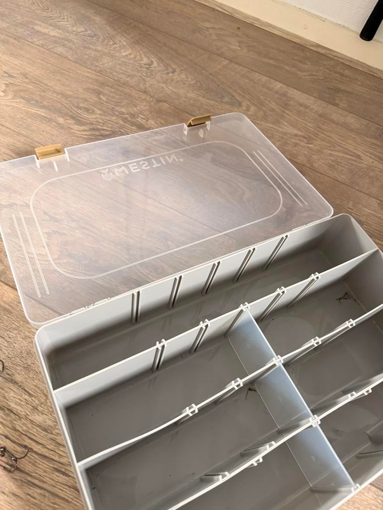 Westin box met pluggen, Ophalen, Zo goed als nieuw, Overige typen
