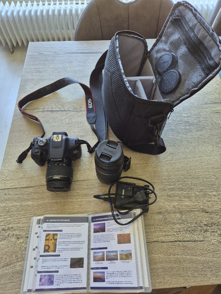 Spiegelreflexcamera Canon eos 2000D met toebehoren, Ophalen, Ingebouwde flitser, Spiegelreflex, Canon