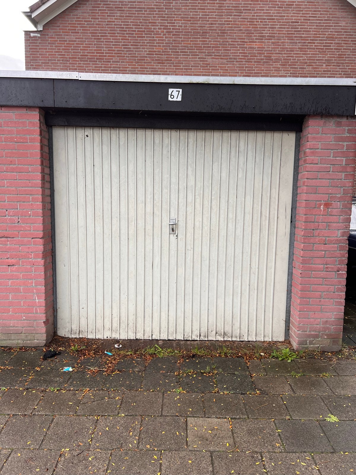 Garage Tilburg Offenbachstraat, Noord-Brabant