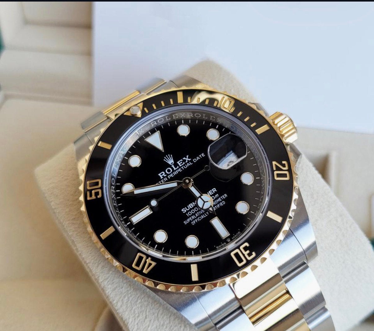 Rolex Submariner Date two-tone zwart/goud,, Ophalen, Zo goed als nieuw, Staal, Rolex