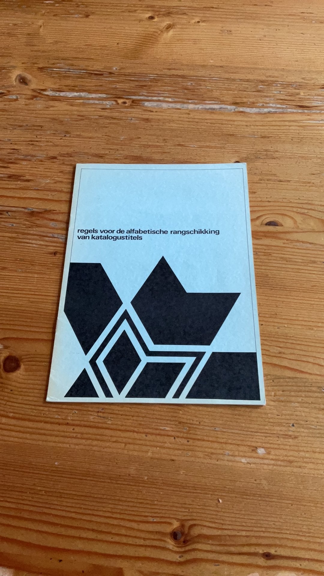Regels alfabetische rangschikking katalogustitels, Ophalen of Verzenden, Gelezen