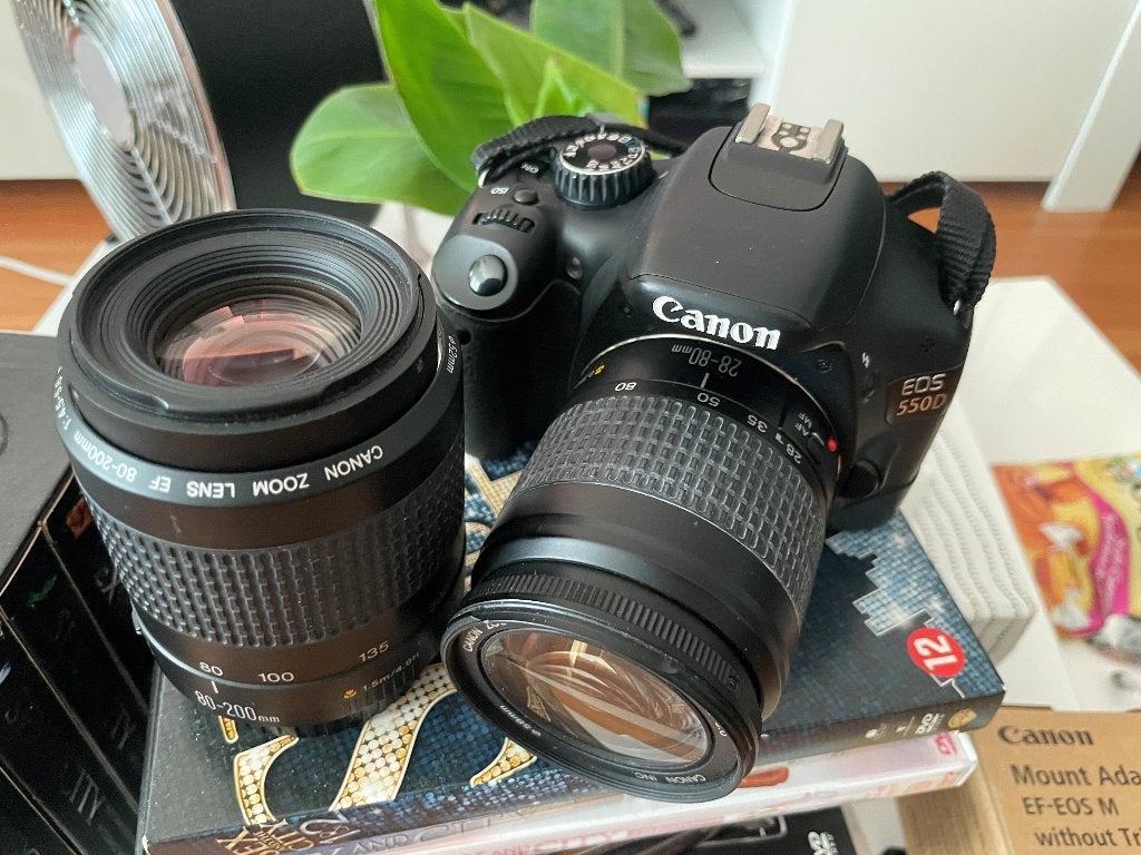 Canon 550D Full HD filmen Canon 28-80mm + 80-200mm + tas, Spiegelreflex, Canon, Zo goed als nieuw, 4 t/m 7 keer