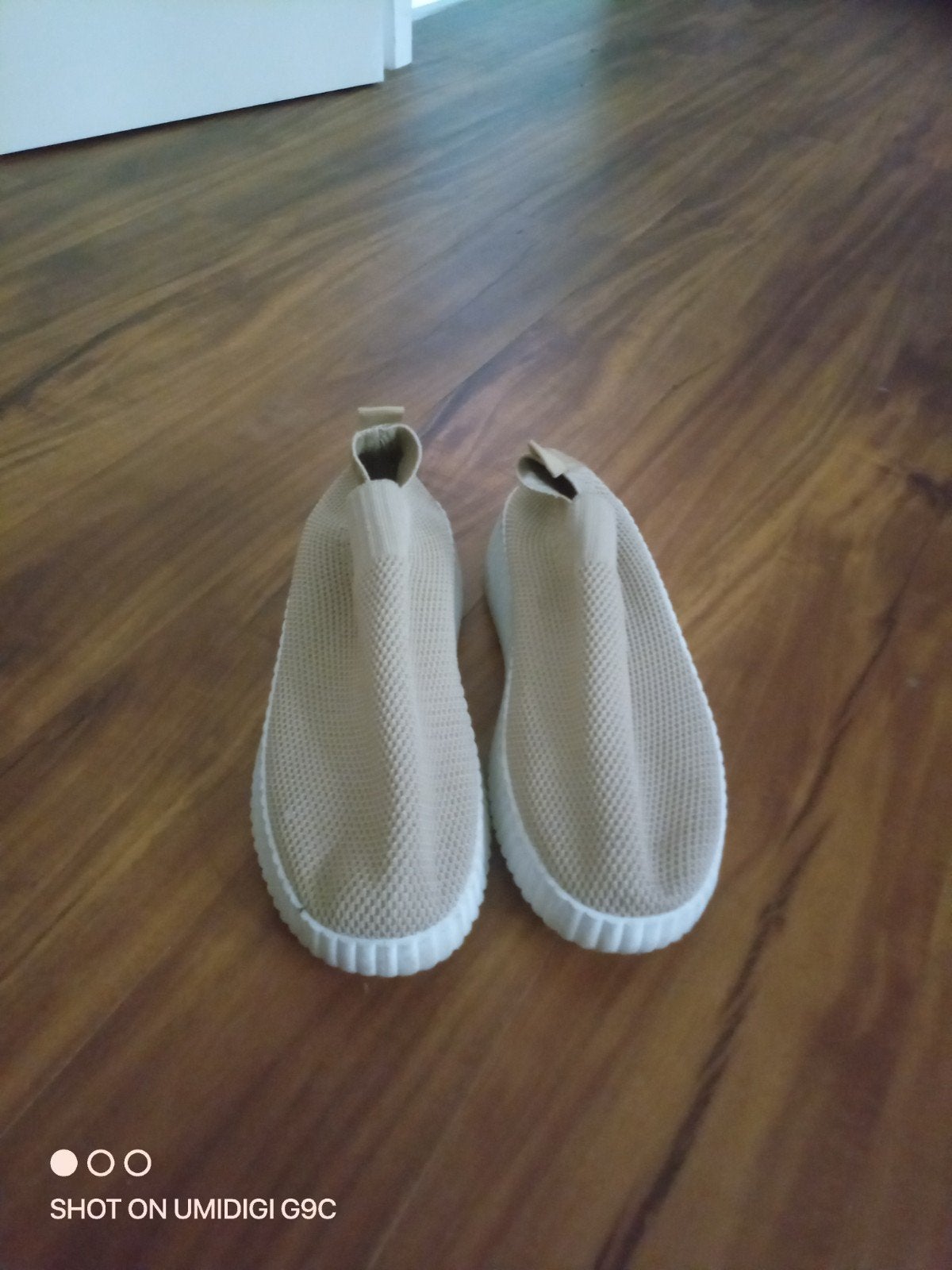 Comfortabele beige instappers - Maat 38, Ophalen, Gedragen, Beige