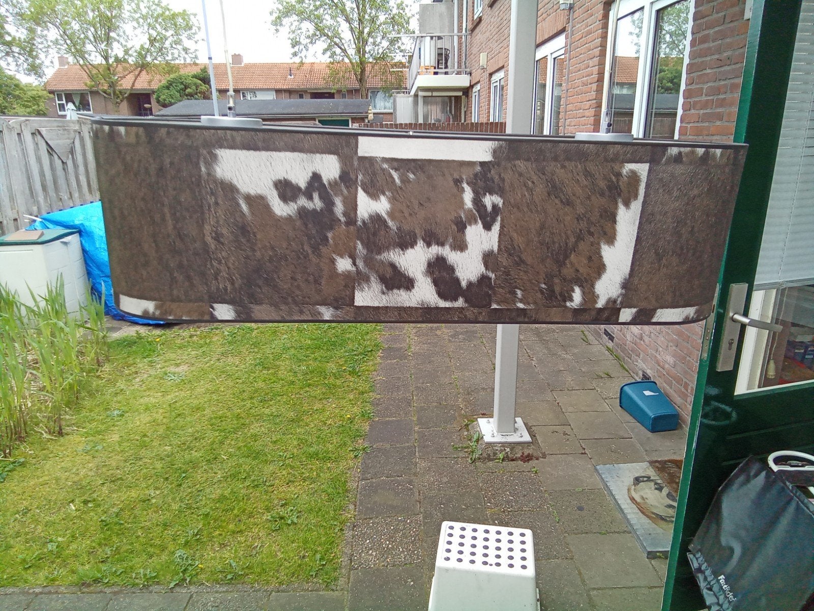 SUPER MOOIE STOERE ZELDZAME IKEA KOEIENHUID MOTIEF HANGLAMP, Ophalen, Zo goed als nieuw, E27 (groot)