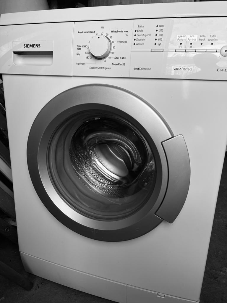 ZGAN. nauwelijks gebruikt Siemens wasmachine 6 kg 1400 toren, Ophalen, Zo goed als nieuw, 85 tot 90 cm, 1200 tot 1600 toeren