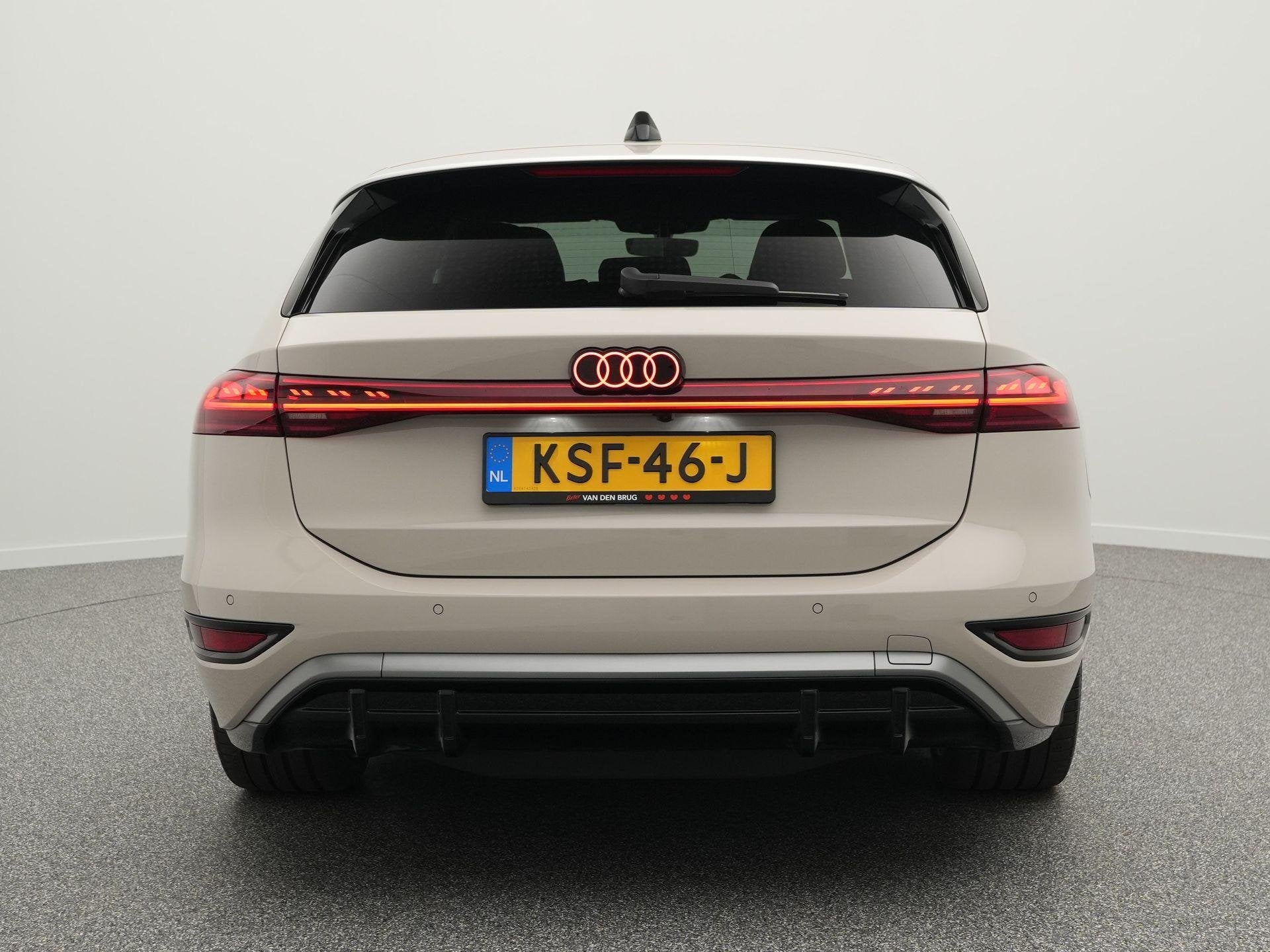 Foto 15 van Audi A6 Avant e-tron S edition 83 kWh 286pk | Luchtvering |