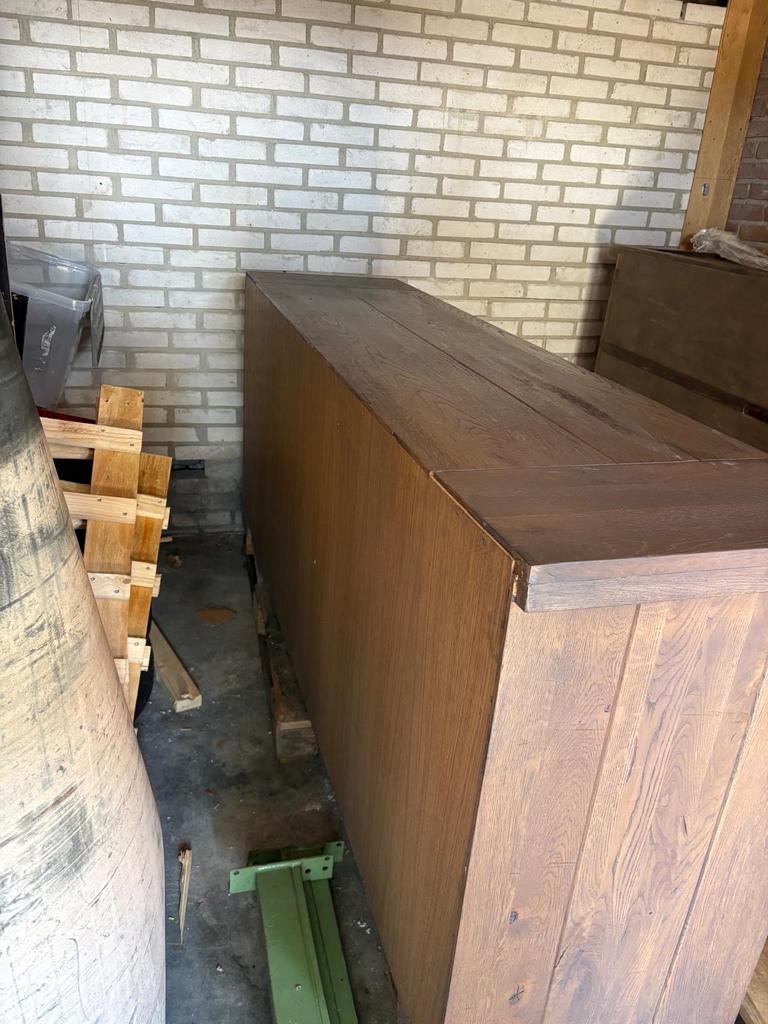 Robuust dressoir van eikenhout met lades en deuren, Huis en Inrichting, Kasten | Dressoirs, Ophalen, 150 tot 200 cm, Eikenhout