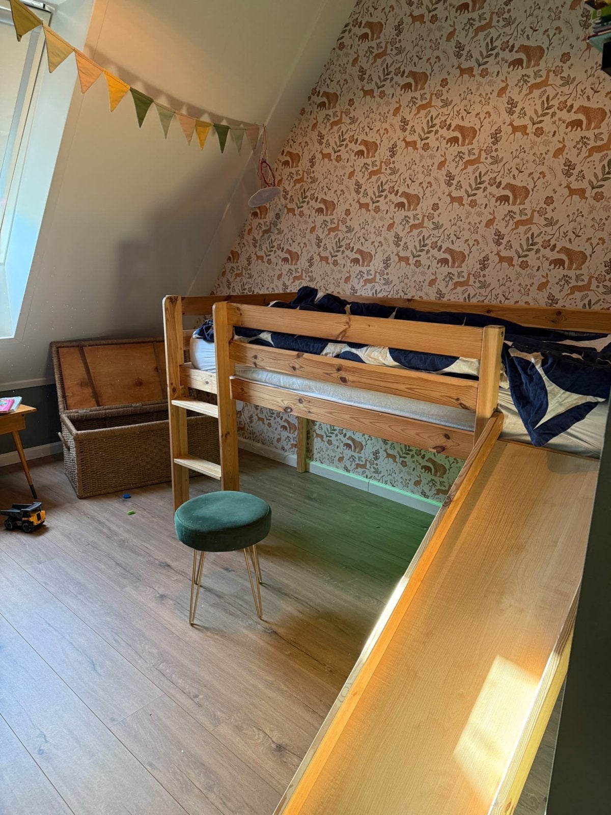 Halfhoogslaper met glijbaan - massief grenen, Ophalen, Gebruikt, 90 cm, Eenpersoons