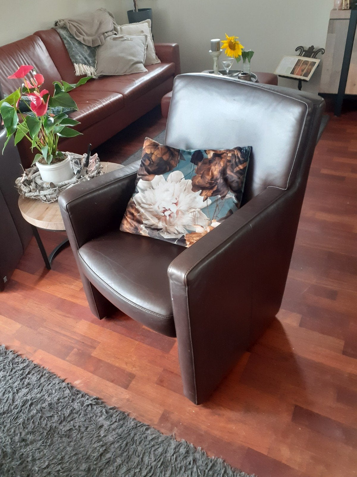 2 leren zetels ( fauteuils) , zo goed als nieuw, Huis en Inrichting, Ophalen, Zo goed als nieuw, Leer