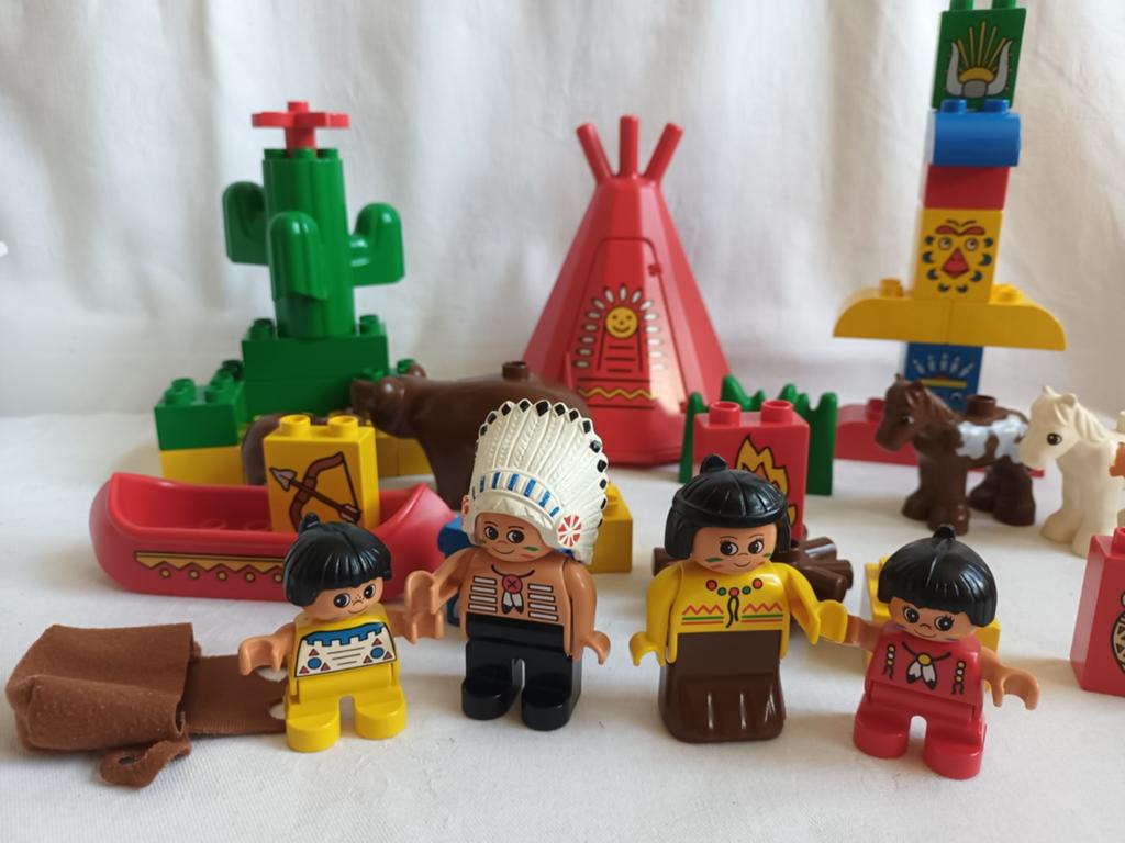 Vintage Duplo Indianen set met totempaal,  tipi en kano, Ophalen of Verzenden, Gebruikt, Duplo