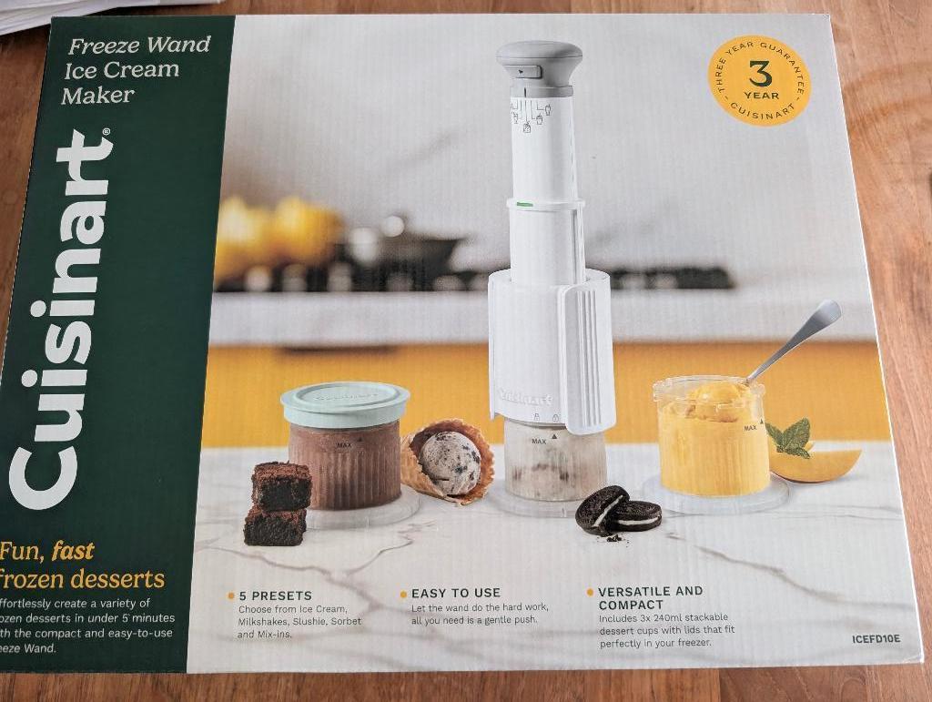 Cuisinart 5-in-1 Freeze wand IJsmachine, € 95, Witgoed en Apparatuur, IJsmachines, Ophalen of Verzenden, Nieuw