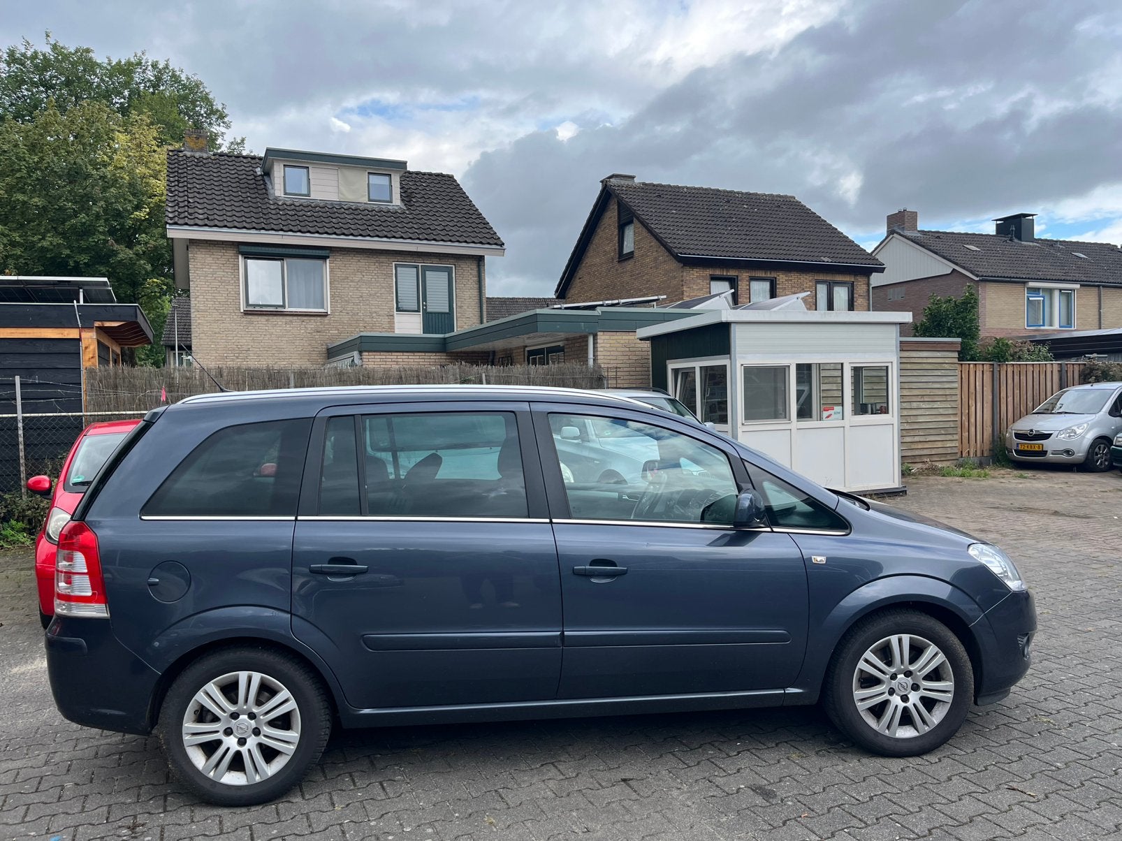 Opel Zafira  2010 7persoons apk 29/5/2027, Auto's, Opel, Voorwielaandrijving, 4 cilinders, Parkeersensor, Origineel Nederlands