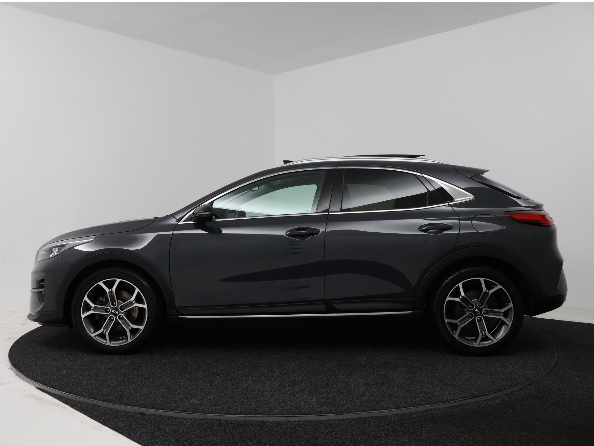 Kia Xceed 1.5 T-GDI MHEV ExecutiveLine | Trekhaak | Schuifda, Auto's, Voorwielaandrijving, 1300 kg, Gebruikt, 4 cilinders