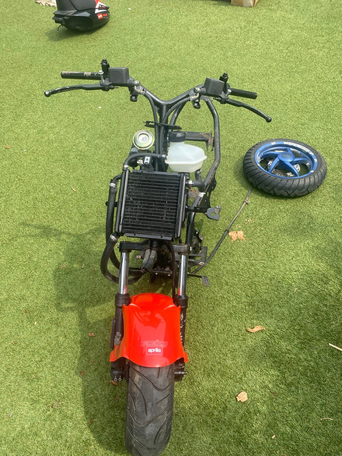 Aprilia SR 50 Frame met geel kenteken, zie al mijn adv's, Ophalen, Gebruikt, Frame, Aprilia