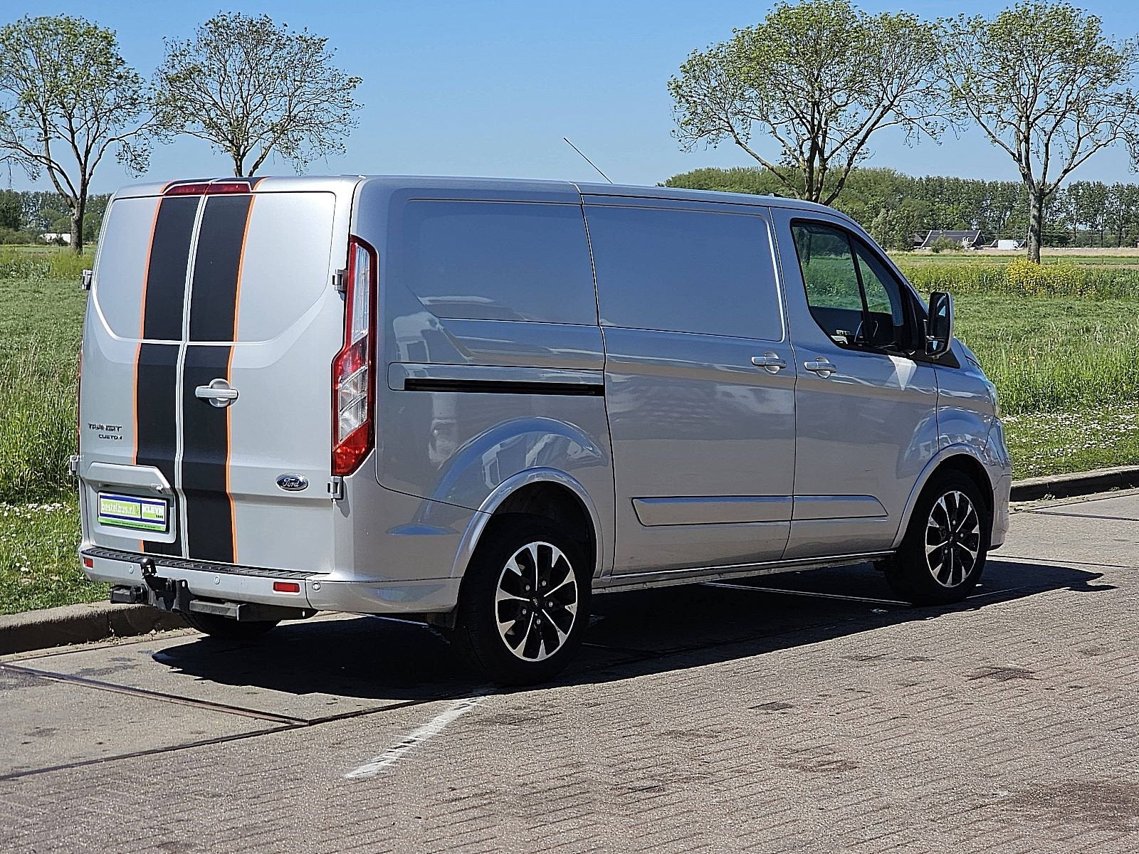 FORD TRANSIT CUSTOM 2.0 l1h1 sport navi!, Auto's, Euro 6, 4 cilinders, 1650 kg, Leder