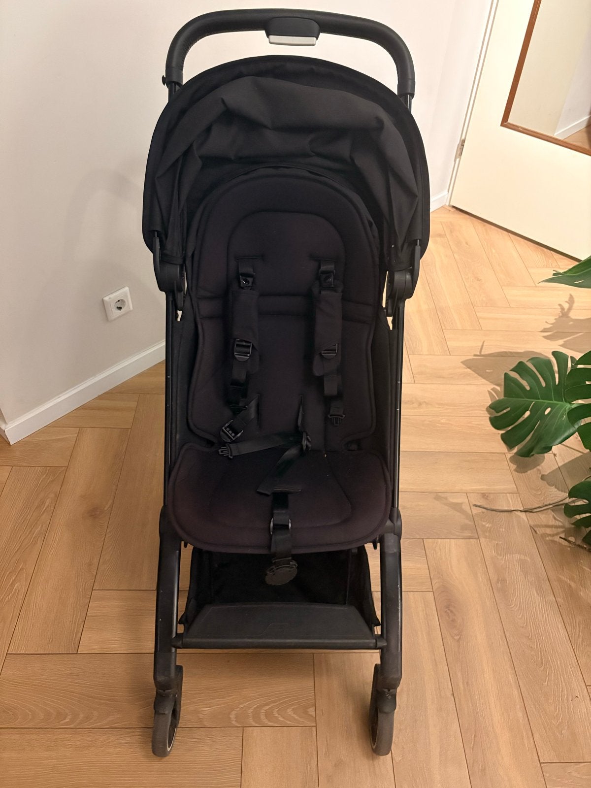 Zwarte Joolz Aer+ Buggy met reiswieg - Zo goed als nieuw, Kinderen en Baby's, Kinderwagens en Combinaties, Zo goed als nieuw, Met reiswieg