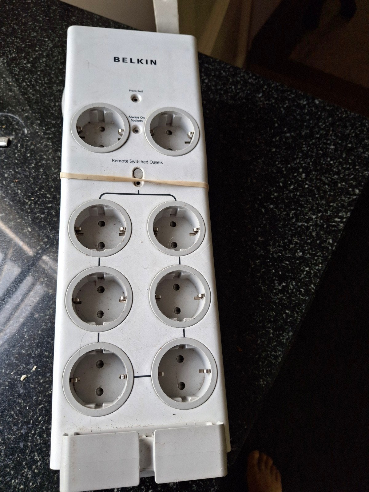Belkin stekkerdoos met overspannings beveiliger, Ophalen of Verzenden