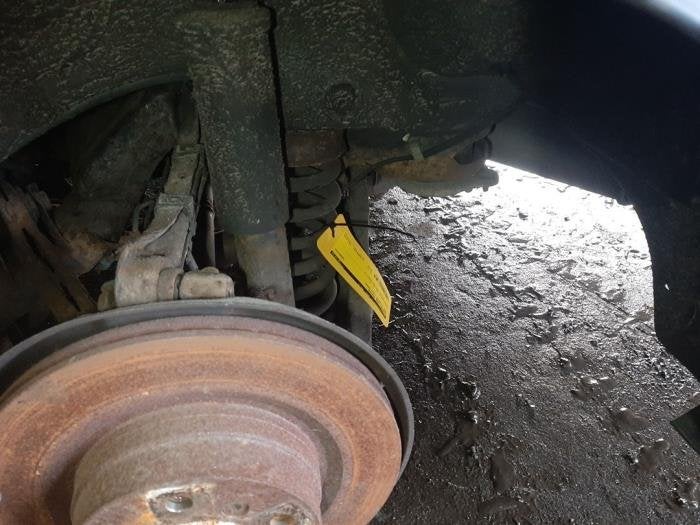 Schroefveer achter van een BMW 1-Serie, Auto-onderdelen, Motor en Toebehoren, Gebruikt, -, -, Ophalen of Verzenden