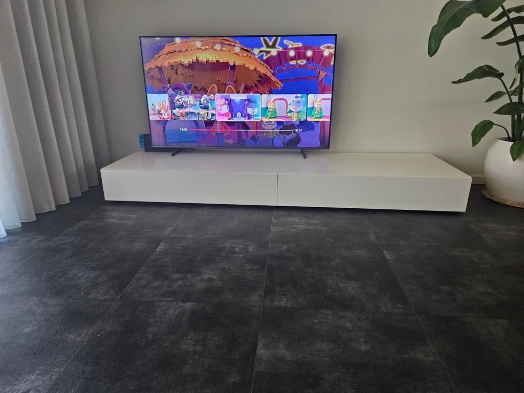 Tv meubelkast, Ophalen, Gebruikt, 25 tot 50 cm, Minder dan 100 cm